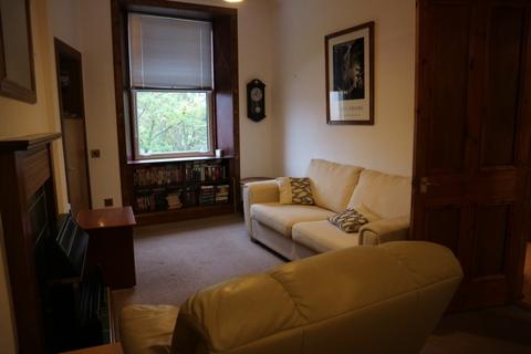 1 bedroom flat to rent, Restalrig Road South, Restalrig, Edinburgh, EH7