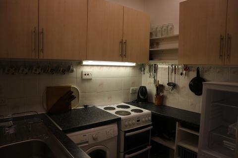 1 bedroom flat to rent, Restalrig Road South, Restalrig, Edinburgh, EH7