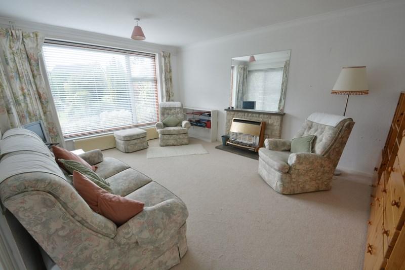 Wellesley Road, Andover 3 bed detached house £390,000