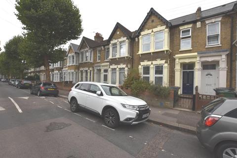 5 bedroom house share to rent - Harold Road, E11