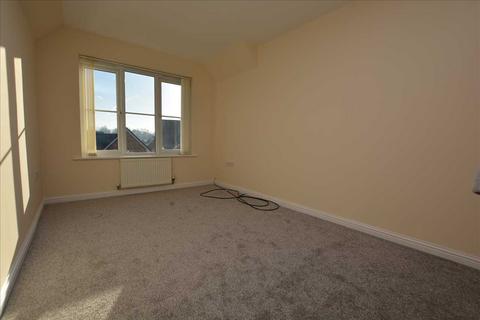 3 bedroom townhouse to rent, Quarrybank Rise, Winsford