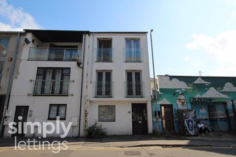 Studio to rent - London Road, Brighton