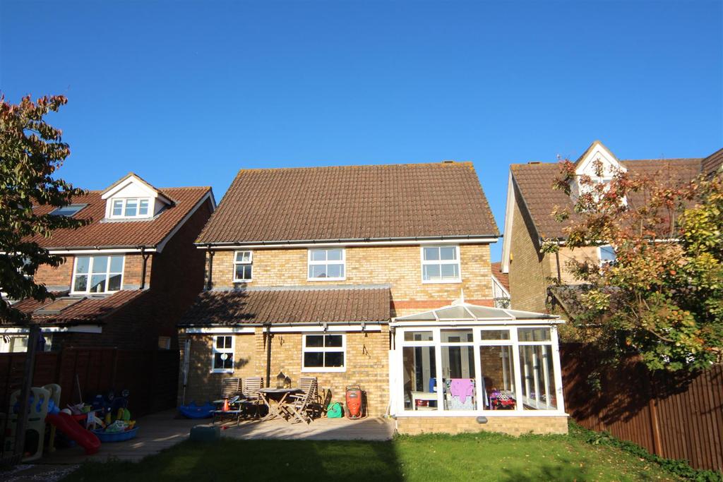 Bramley Way, Kings Hill, West Malling 4 bed detached house £499,999