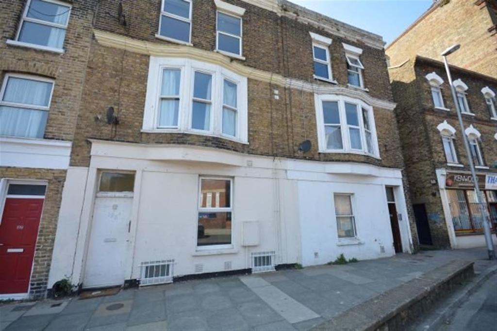 High Street, Margate, CT9 1JZ 1 bed flat £470 pcm (£108 pw)