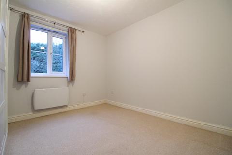 2 bedroom apartment to rent, Charnwood House, Rembrandt Way, Reading, RG1