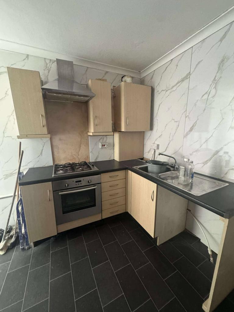 2 bedroom flat