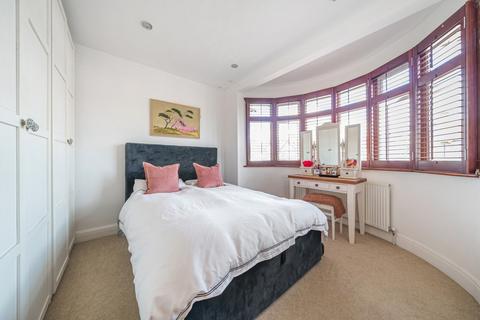 44 Barnstaple Road, Ruislip, HA4 0UP