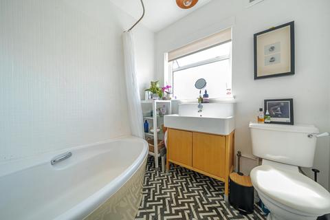 44 Barnstaple Road, Ruislip, HA4 0UP