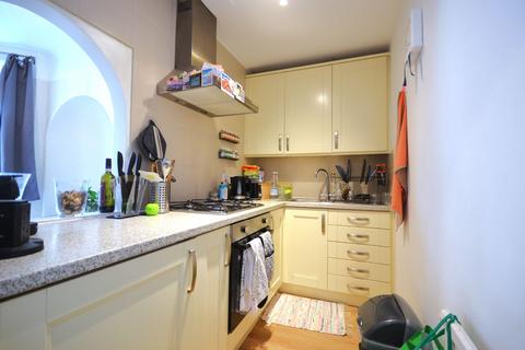 1 bedroom flat to rent, Sutton Court Road, Chiswick