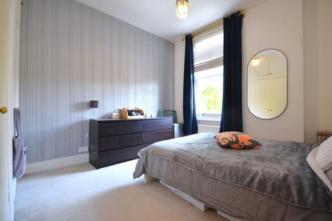 1 bedroom flat to rent, Sutton Court Road, Chiswick