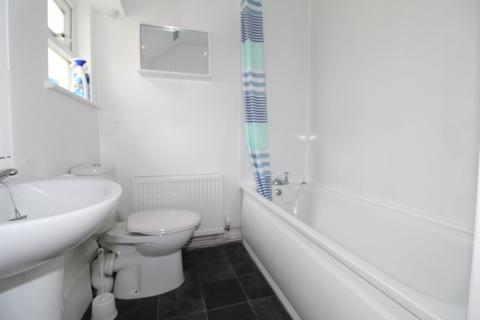 2 bedroom terraced house to rent, Theodore Place, Gillingham, Kent, ME7