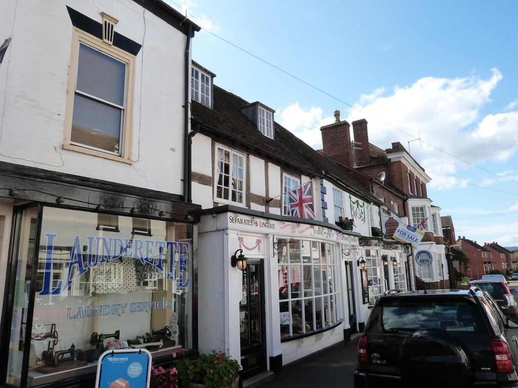 New Street, Upton Upon Severn 1 bed apartment to rent £675 pcm (£156 pw)