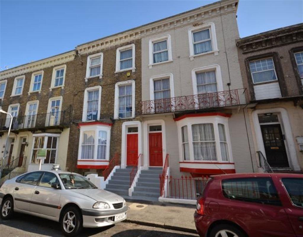 Ethelbert Road, Cliftonville, CT9 1SH 1 bed flat £495 pcm (£114 pw)