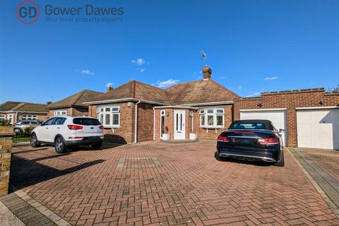 2 bedroom bungalow for sale, Cherry Walk, Orsett Heath