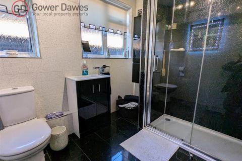 8 Cherry Walk, Grays, RM16 4UN