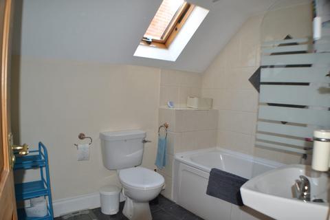 1 bedroom semi-detached house to rent, Craven Court, Newbury RG14