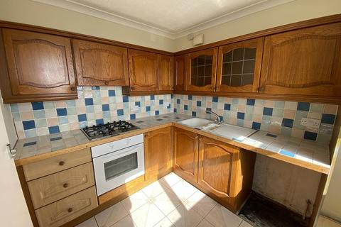 1 bedroom flat to rent, Baywood Avenue, West Cross, Swansea, SA3