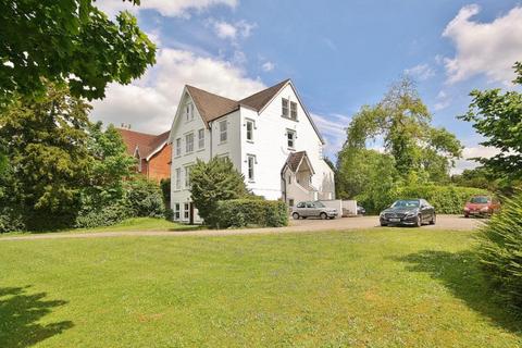 London Road, Guildford, Surrey, GU1