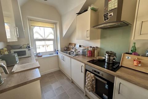 1 bedroom apartment for sale, Woodland Road West, Colwyn Bay