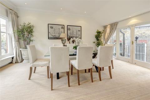5 bedroom end of terrace house for sale - Clabon Mews, London, SW1X