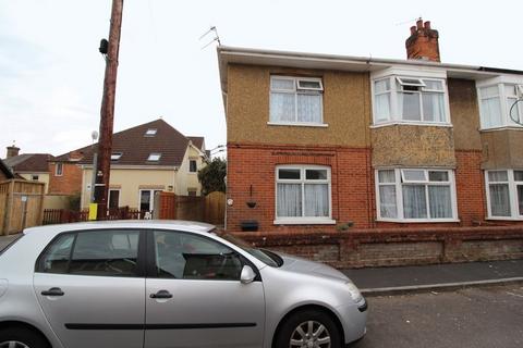 4 bedroom house to rent, Spring Road, Bournemouth