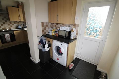 4 bedroom house to rent, Spring Road, Bournemouth