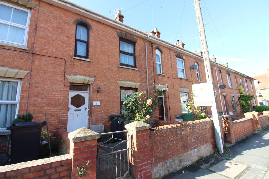 Norbins Road, Glastonbury 2 bed terraced house £225,000