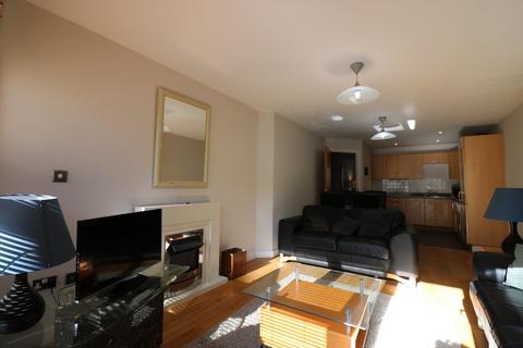 2 bedroom apartment to rent - Flat 15, 57 Queens Dock Avenue