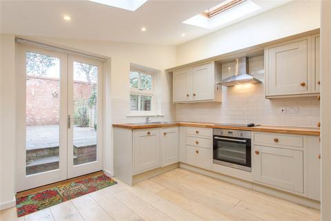 2 bedroom terraced house to rent, Henley-on-Thames RG9