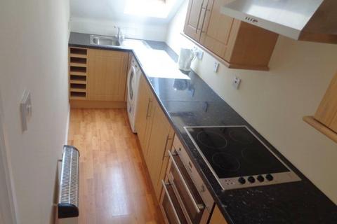 2 bedroom flat to rent, Stirling Street, Alva FK12