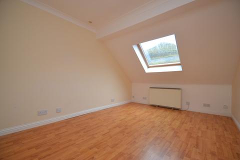 2 bedroom flat to rent, Stirling Street, Alva FK12