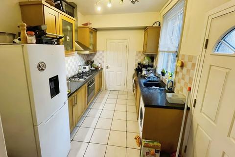 4 bedroom terraced house to rent, Filbert Street East, Welford Road, Leicester, LE2