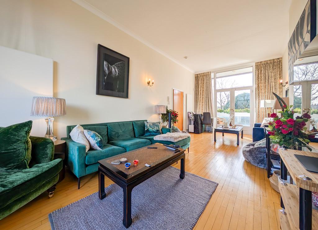 House in Richmond, St Margarets - View 5