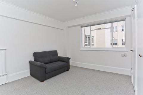 Studio to rent, Sloane Avenue Mansions, Sloane Avenue SW3