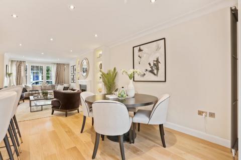 4 bedroom detached house to rent, Lombardy Place, Notting Hill W2