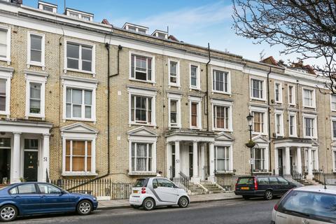 Studio to rent, Eardley Crescent, Earls Court SW5