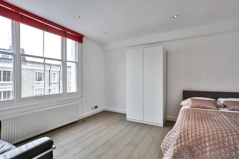 Studio to rent, Eardley Crescent, Earls Court SW5