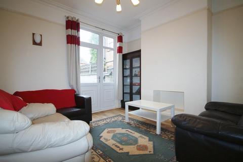 5 bedroom terraced house to rent - Stretton Road, West End, Leicester, LE3