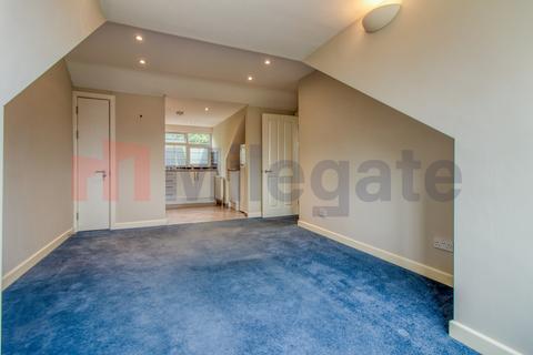 1 bedroom flat to rent, Carshalton Road, Greater London SM5