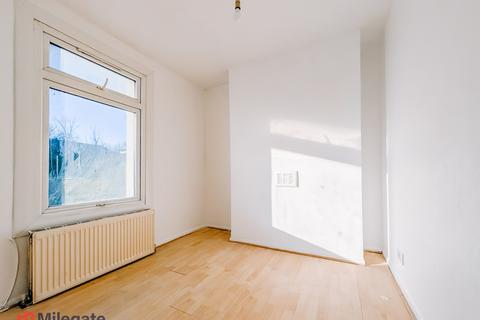 1 bedroom flat to rent, Plumstead Road, London SE18