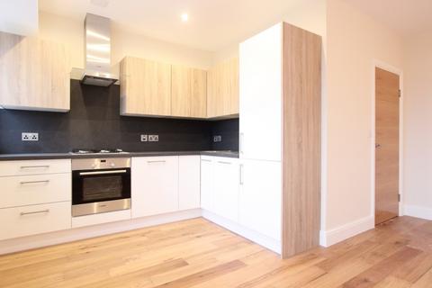 1 bedroom flat to rent, Garth Road, Morden SM4