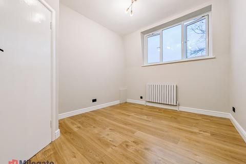 1 bedroom flat to rent, Manor Mount, London SE23