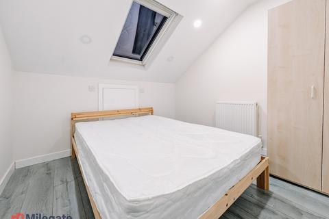 undefined, High Road, London N15