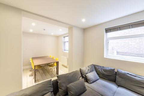 7 bedroom terraced house to rent, Craighall Avenue  M19