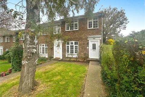 3 bedroom semi-detached house to rent, Oakfields, Guildford, Surrey, GU3