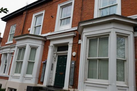 4 bedroom apartment to rent, Wynnstay Grove  Manchester