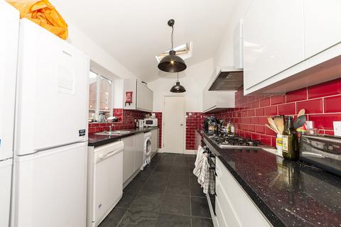 7 bedroom house to rent, Furness Road  M14