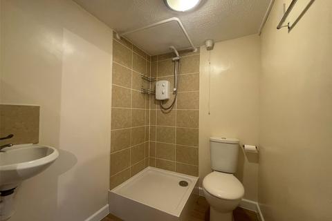 1 bedroom apartment to rent, Newport Terrace, Barnstaple, Devon, EX32