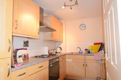 2 bedroom apartment to rent, Corscombe Close, Weymouth