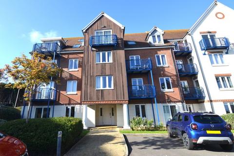 2 bedroom apartment to rent, Corscombe Close, Weymouth